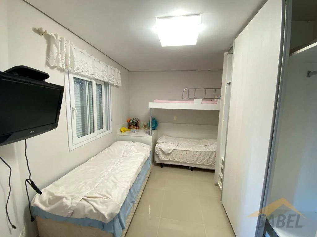 Casa com 373 m² e 5 suítes no Módulo 28 na Riviera de São Lourenço