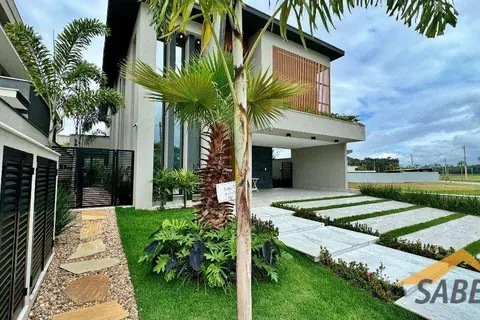 Casa à Venda com 506 m² e 6 suítes na Riviera de São Lourenço