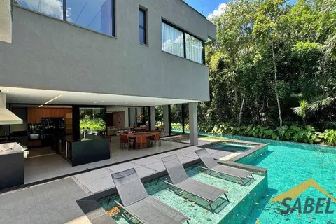 Casa à Venda com 650 m² e 6 suítes no Módulo 16 na Riviera de São Lourenço