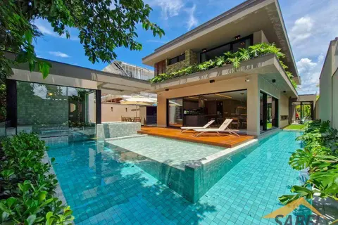 Casa à Venda com 475 m² e 5 suítes na Riviera de São Lourenço
