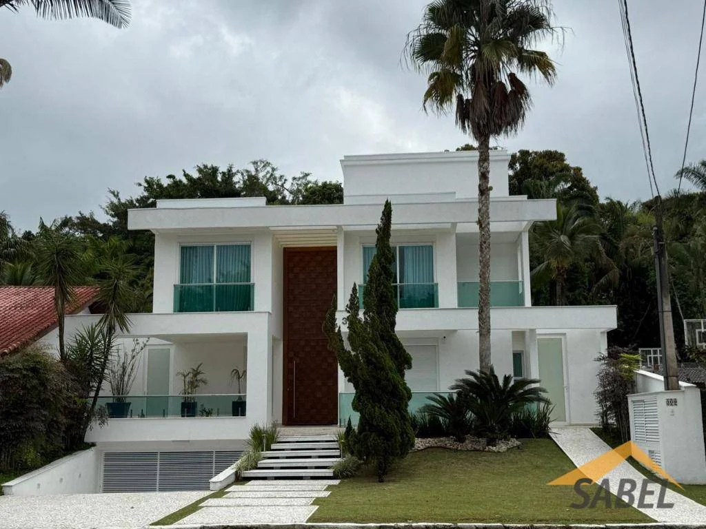Casa com 705 m² e 6 suítes na Riviera de São Lourenço