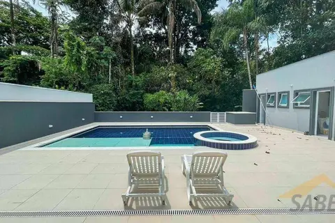 Casa à Venda com 330 m² e 6 suítes no Módulo 18 na Riviera de São Lourenço