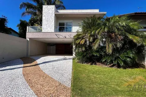 Casa à Venda com 355 m² e 6 suítes na Riviera de São Lourenço