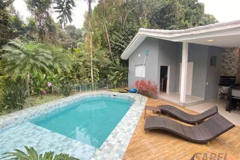 Casa à Venda com 198 m² e 2 suítes no Módulo 20 na Riviera de São Lourenço