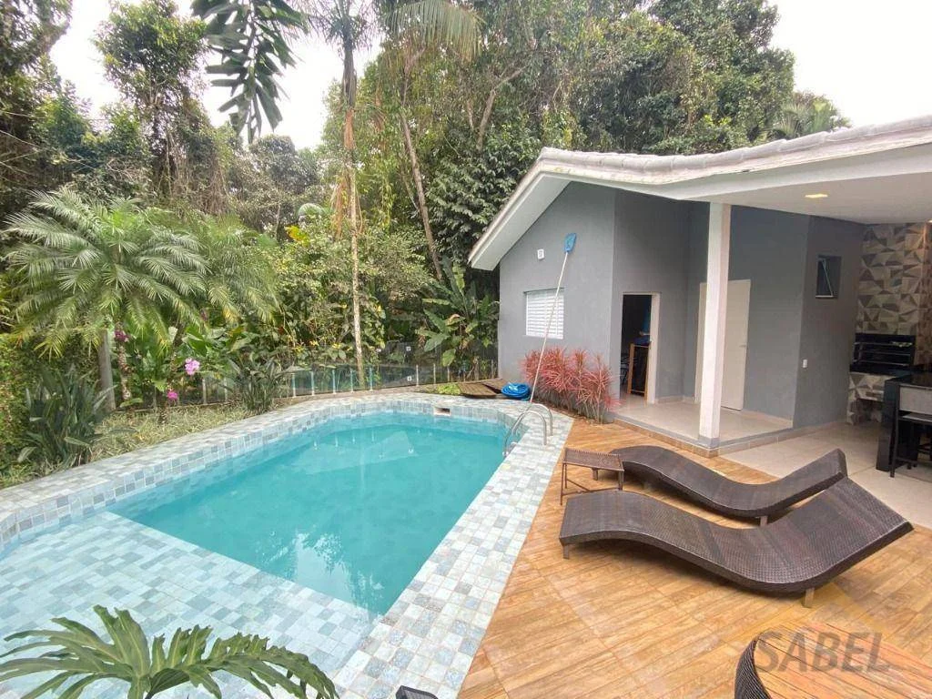 Casa com 198 m² e 2 suítes no Módulo 20 na Riviera de São Lourenço