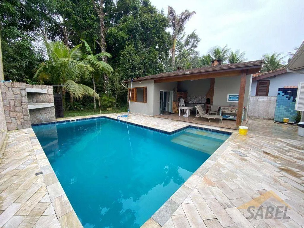 Casa com 201 m² e 2 suítes no Módulo 30 na Riviera de São Lourenço