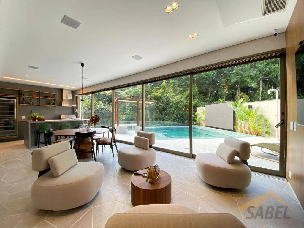 Casa com 626 m² e 7 suítes no Módulo 11 na Riviera de São Lourenço