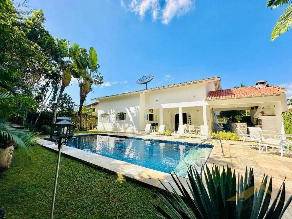 Casa com 394 m² e 4 suítes no Módulo 22 na Riviera de São Lourenço