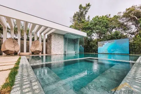 Casa com 667 m² e 6 suítes no Módulo 11 na Riviera de São Lourenço