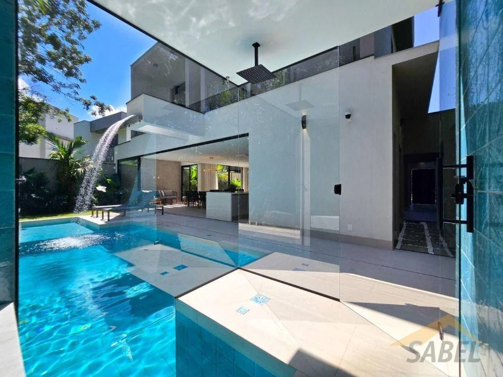 Casa com 469 m² e 5 suítes na Riviera de São Lourenço