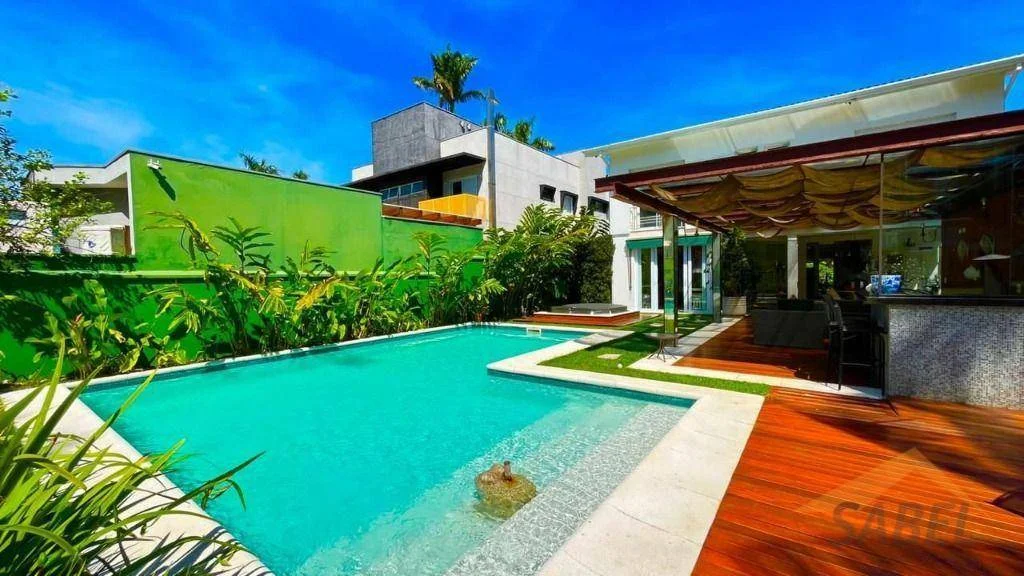 Casa com 397 m² e 5 suítes no Módulo 5 na Riviera de São Lourenço