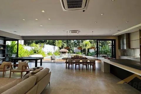 Casa com 524 m² e 5 suítes no Módulo 16 na Riviera de São Lourenço