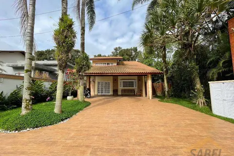 Casa com 300 m² e 4 suítes no Módulo 20 na Riviera de São Lourenço