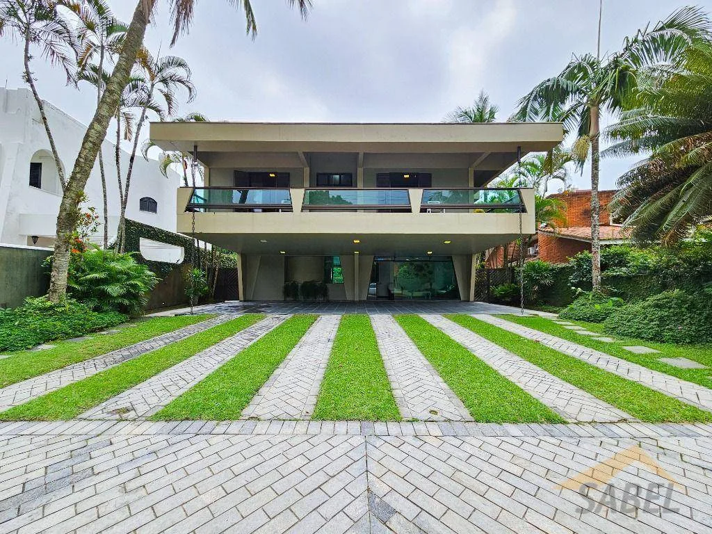 Casa com 489 m² e 5 suítes no Módulo 5 na Riviera de São Lourenço