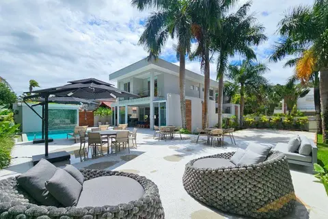 Casa com 470 m² e 6 suítes no Módulo 21 na Riviera de São Lourenço