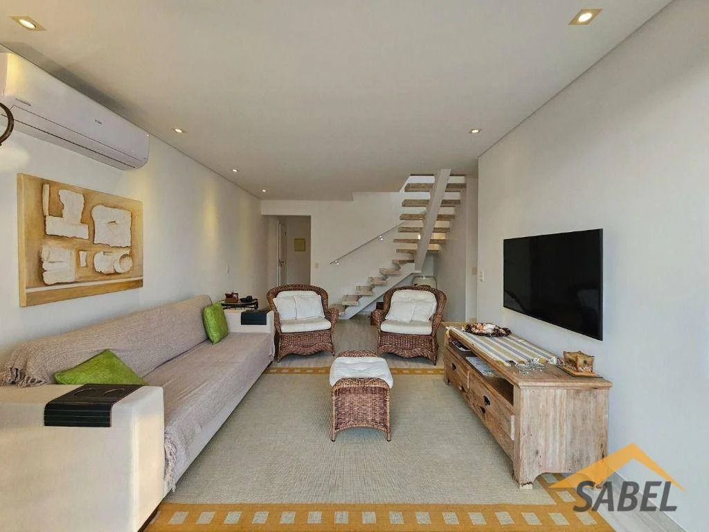 Cobertura com 186 m² e 2 suítes na Riviera de São Lourenço