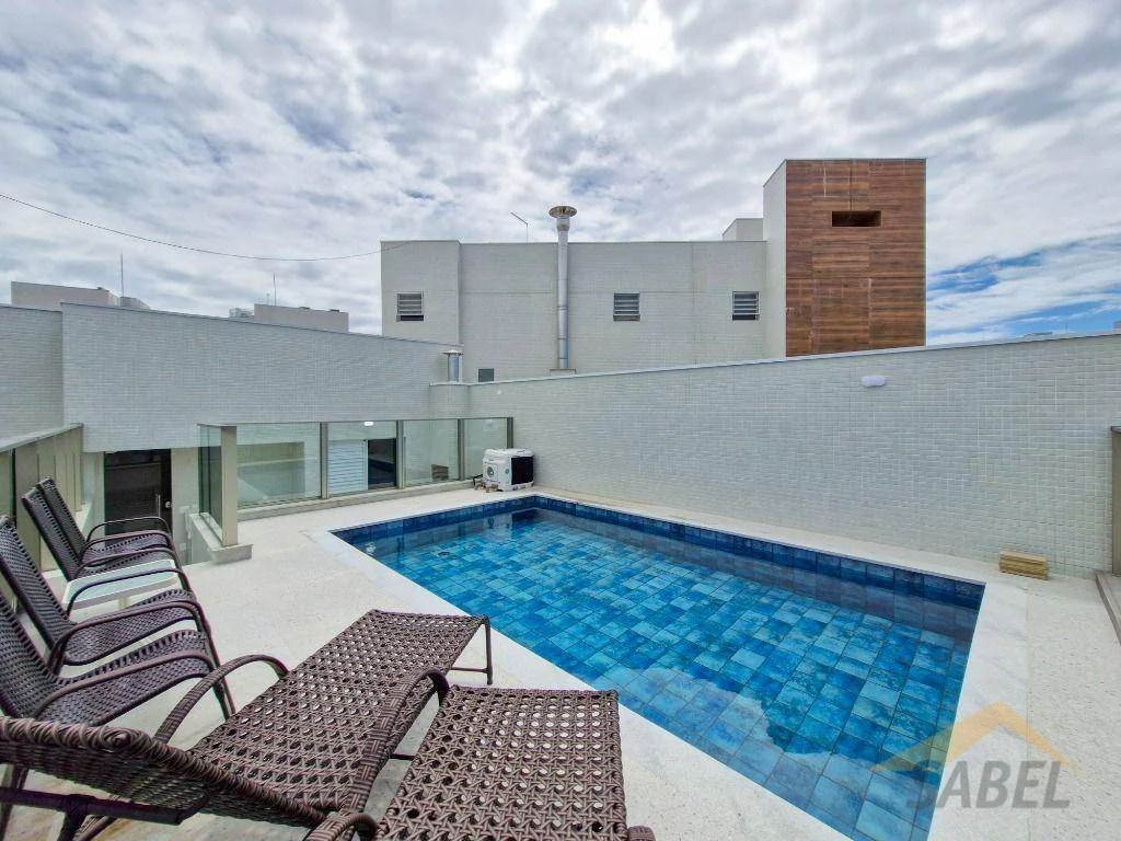 Cobertura com 250 m² e 4 suítes no Módulo 7 na Riviera de São Lourenço