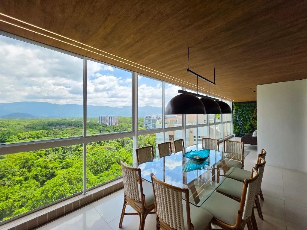 Cobertura com 210 m² e 4 suítes no Módulo 8 na Riviera de São Lourenço