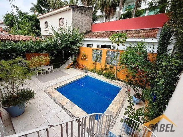 Sobrado com 360 m² e 3 suítes em Vila Albertina, São Paulo