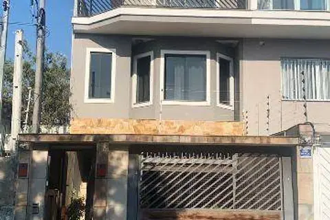 Sobrado com 263 m² e 4 suítes em Vila Constança, São Paulo