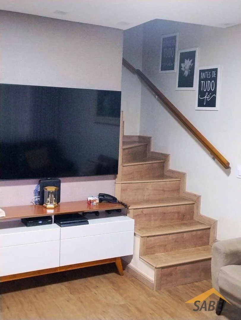 Sobrado com 90 m² e 2 quartos em Horto Florestal, São Paulo