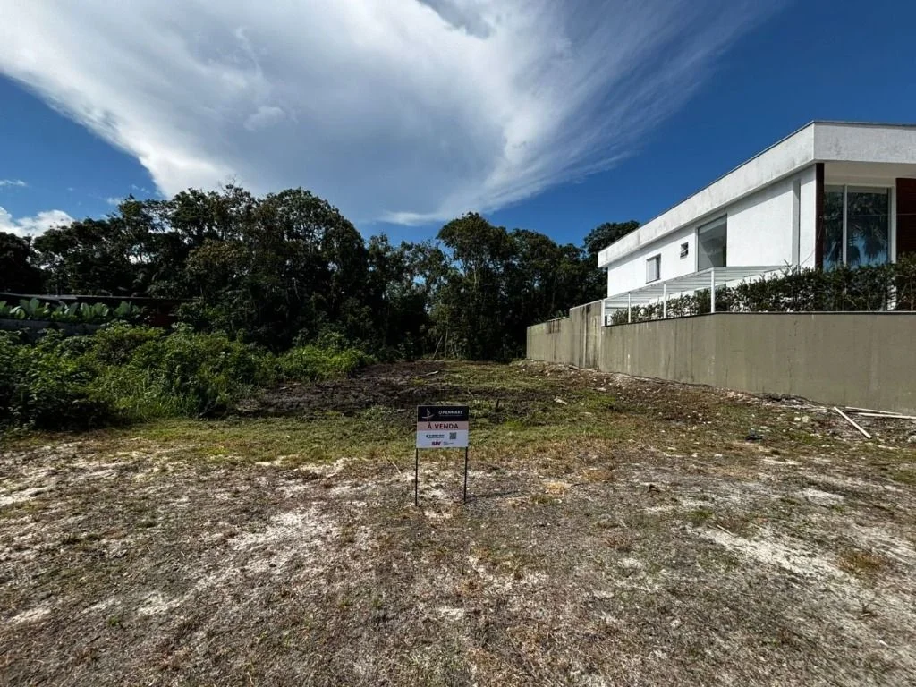 Terreno no Módulo 22 na Riviera de São Lourenço