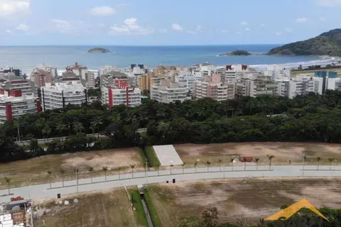 Terreno à Venda com 483 m² no Módulo 11 na Riviera de São Lourenço