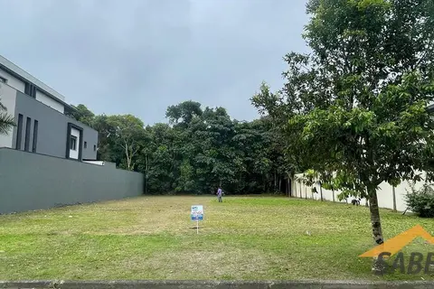 Terreno à Venda com 789 m² no Módulo 17 na Riviera de São Lourenço