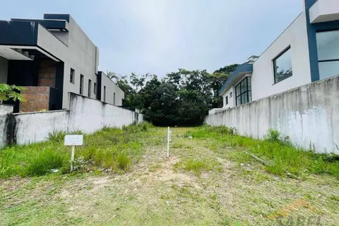 Terreno à Venda com 501 m² no Módulo 16 na Riviera de São Lourenço