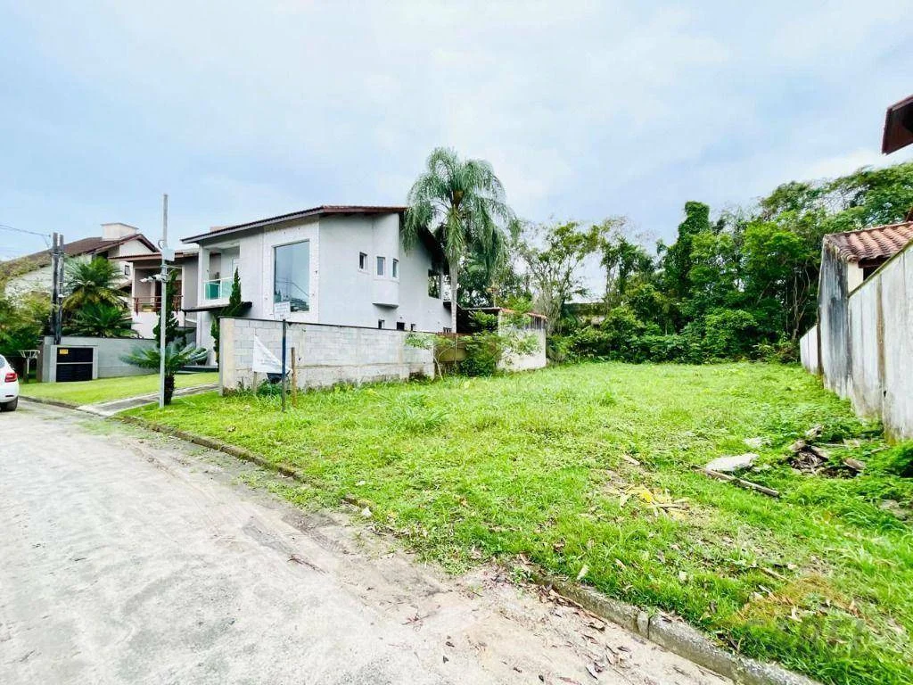 Terreno no Módulo 30 na Riviera de São Lourenço