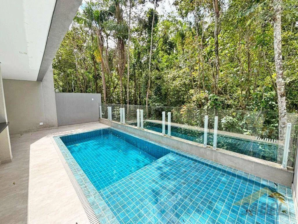 Village com 310 m² e 6 suítes no Módulo 16 na Riviera de São Lourenço