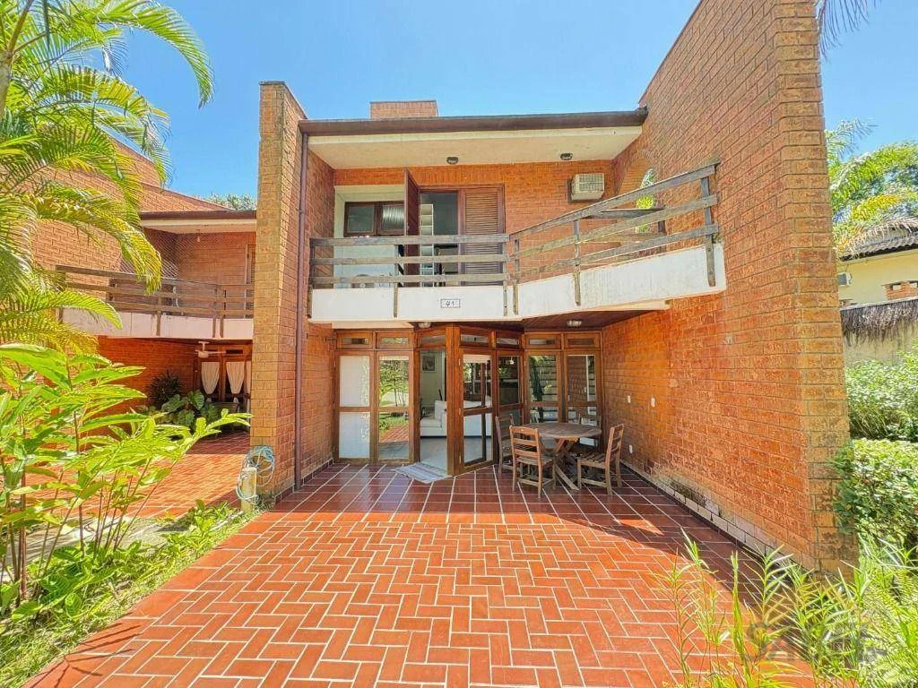 Village com 110 m² e 1 suíte no Módulo 21 na Riviera de São Lourenço